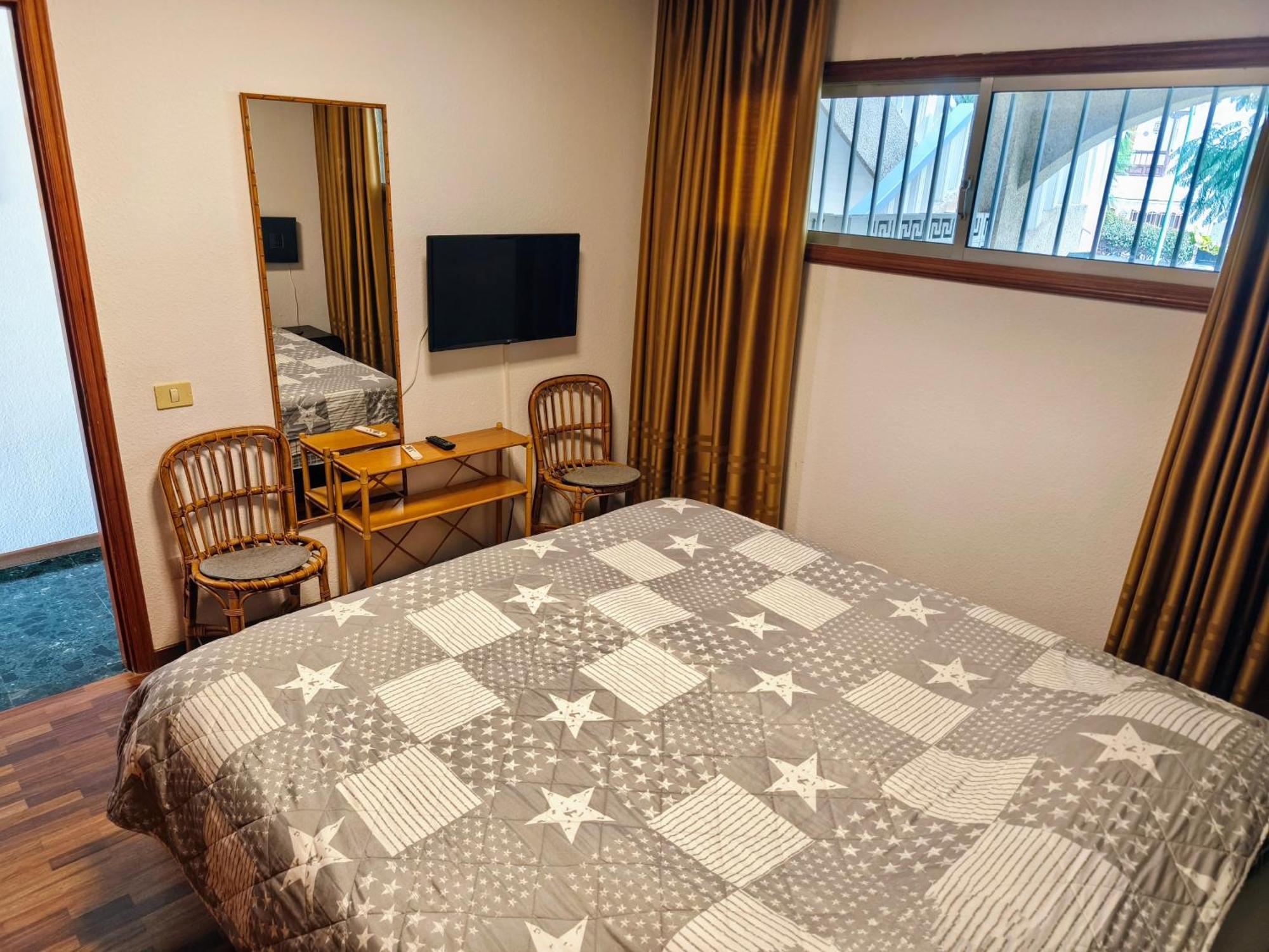 Elegant And Peaceful Aparments With Pool And Garden Apartment Puerto de la Cruz  Exterior photo